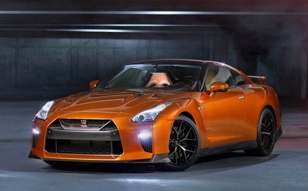 Nissan présente la nouvelle Nissan GT-R 2017 à New York